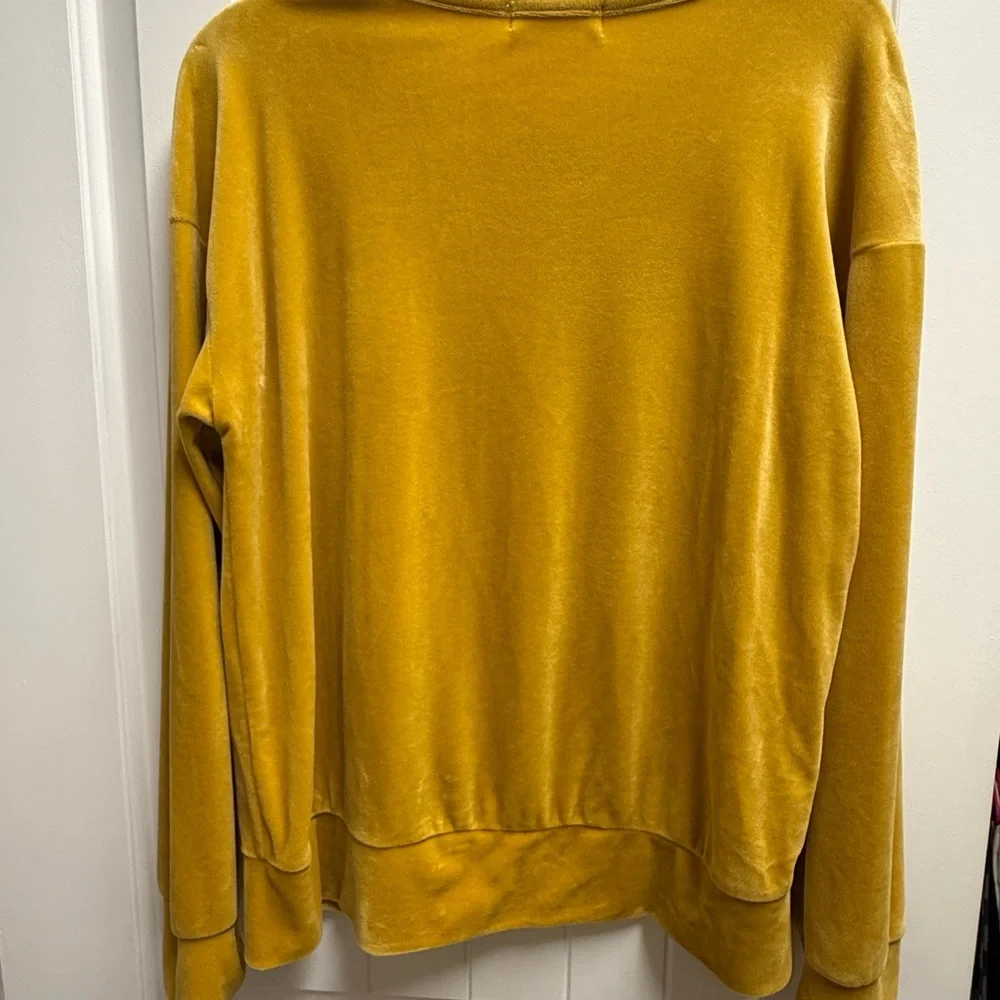 Women’s Anna Craig Velvet Sweater Ruffle Detail And Button Accents Size Small - Picture 6 of 7